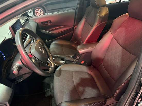 TOYOTA-COROLLA-2024