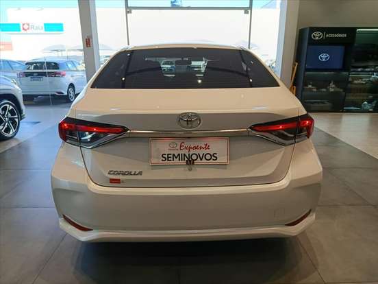 TOYOTA-COROLLA-2025