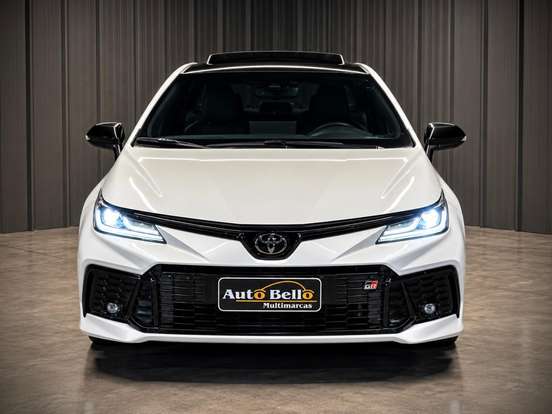 TOYOTA-COROLLA-2024