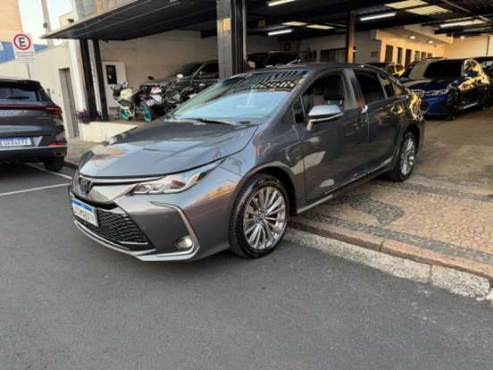 TOYOTA-COROLLA-2023