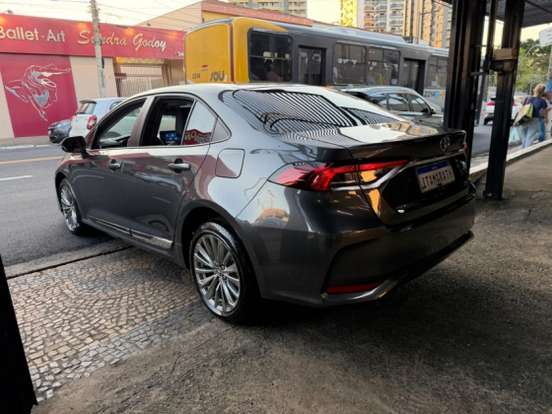 TOYOTA-COROLLA-2023