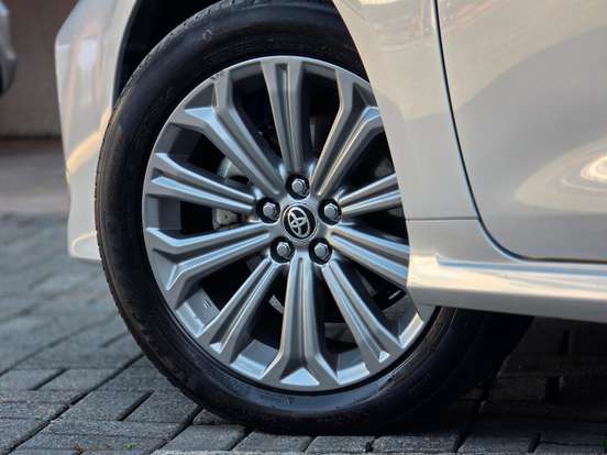 TOYOTA-COROLLA-2022