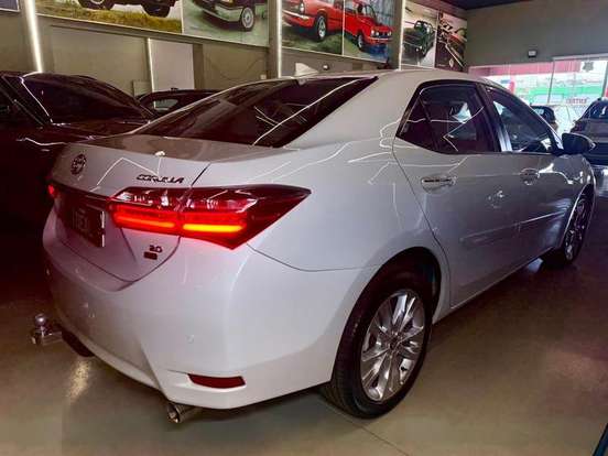 TOYOTA-COROLLA-2017