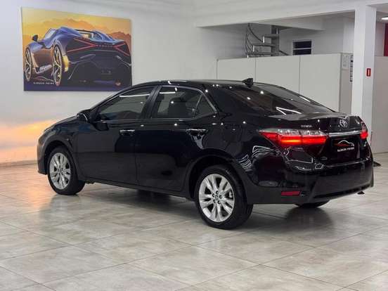 TOYOTA-COROLLA-2017