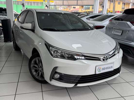 TOYOTA-COROLLA-2018