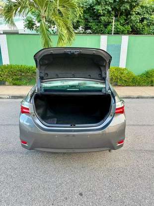 TOYOTA-COROLLA-2018