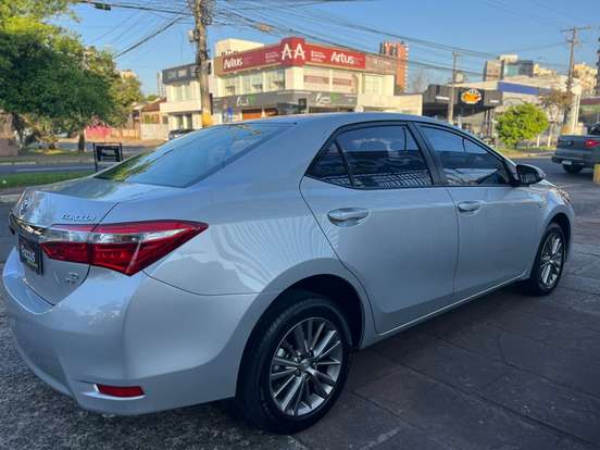 TOYOTA-COROLLA-2015