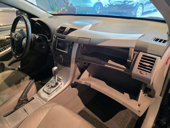 TOYOTA-COROLLA-2014