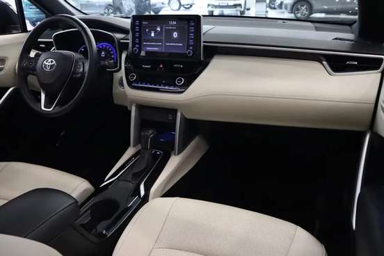 TOYOTA-COROLLA CROSS-2021