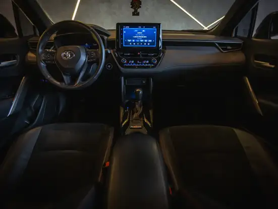 TOYOTA-COROLLA CROSS-2023