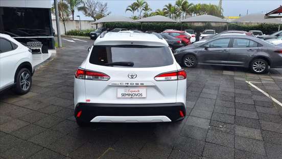 TOYOTA-COROLLA CROSS-2024
