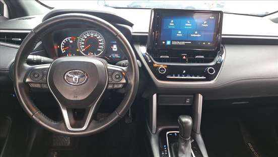 TOYOTA-COROLLA CROSS-2024