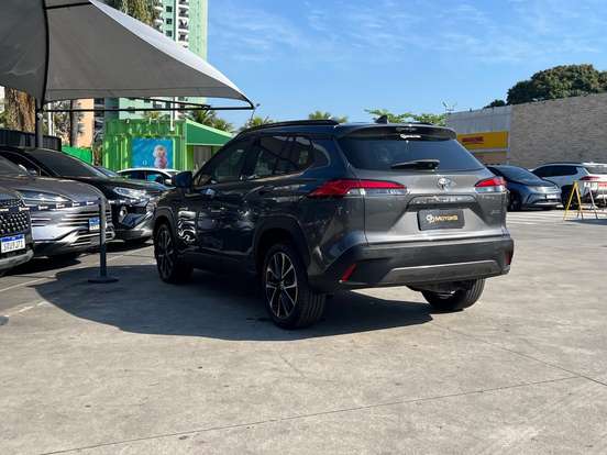 TOYOTA-COROLLA CROSS-2024