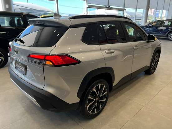 TOYOTA-COROLLA CROSS-2024