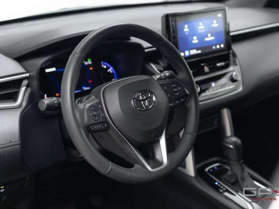 TOYOTA-COROLLA CROSS-2.0 VVT-IE FLEX XRE DIRECT SHIFT TOYOTA-COROLLA CROSS-2023