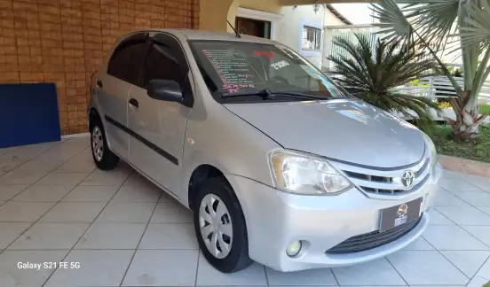 TOYOTA-ETIOS-2013