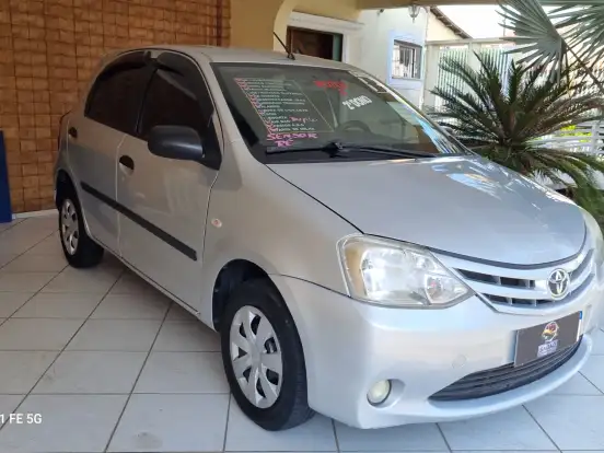 TOYOTA-ETIOS-1.3 X 16V FLEX 4P MANUAL TOYOTA-ETIOS-2013
