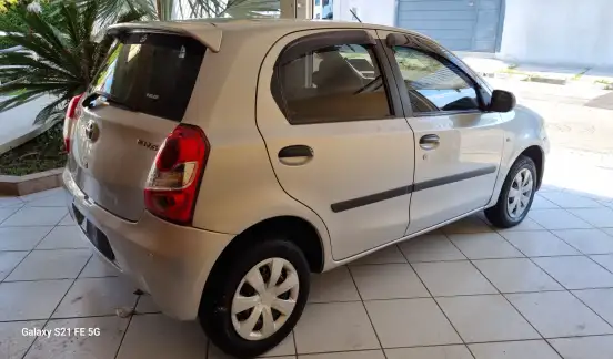 TOYOTA-ETIOS-2013
