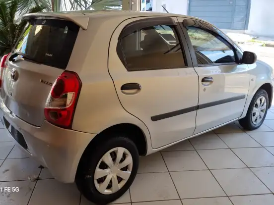 TOYOTA-ETIOS-1.3 X 16V FLEX 4P MANUAL TOYOTA-ETIOS-2013