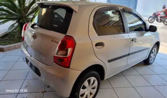 TOYOTA-ETIOS-2013