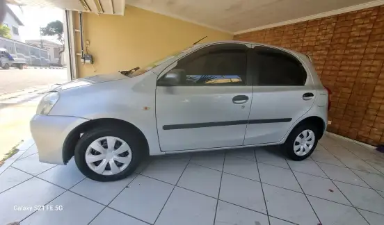 TOYOTA-ETIOS-2013