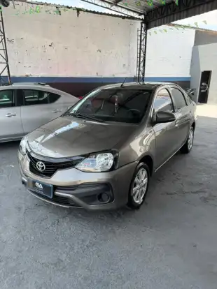 TOYOTA-ETIOS-1.5 X PLUS SEDAN 16V FLEX 4P AUTOMÁTICO TOYOTA-ETIOS-2019