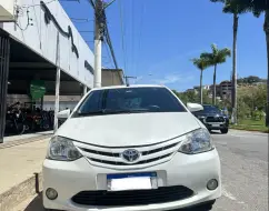 TOYOTA ETIOS 1.5 XLS 16V FLEX 4P AUTOMÁTICO TOYOTA ETIOS 1.5 XLS 16V FLEX 4P AUTOMÁTICO