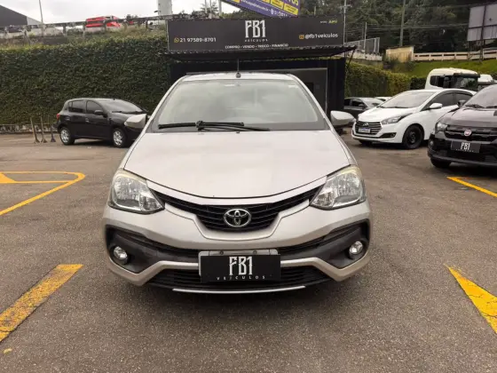 TOYOTA ETIOS 1.5 XLS 16V FLEX 4P AUTOMÁTICO