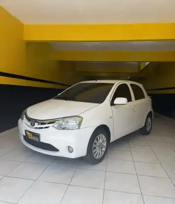 TOYOTA-ETIOS-2013