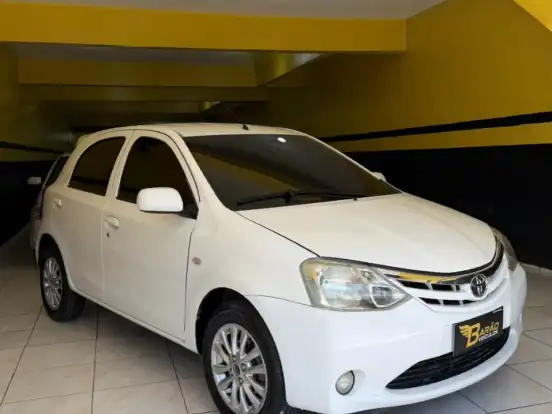 TOYOTA-ETIOS-1.5 XLS 16V FLEX 4P MANUAL TOYOTA-ETIOS-2013