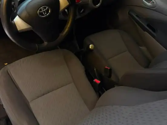 TOYOTA-ETIOS-1.5 XLS 16V FLEX 4P MANUAL TOYOTA-ETIOS-2013