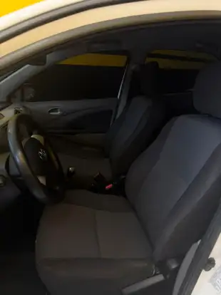 TOYOTA-ETIOS-2013