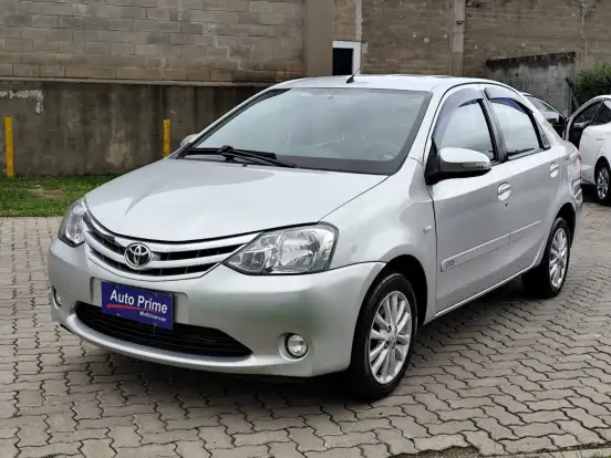 TOYOTA-ETIOS-2013