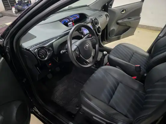 TOYOTA-ETIOS-1.5 XS 16V FLEX 4P MANUAL TOYOTA-ETIOS-2015