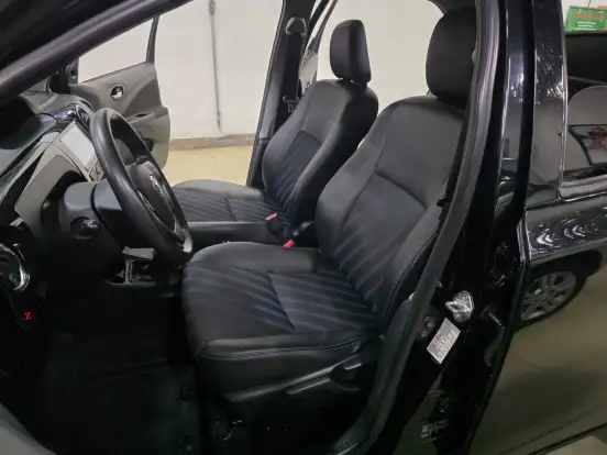 TOYOTA-ETIOS-1.5 XS 16V FLEX 4P MANUAL TOYOTA-ETIOS-2015