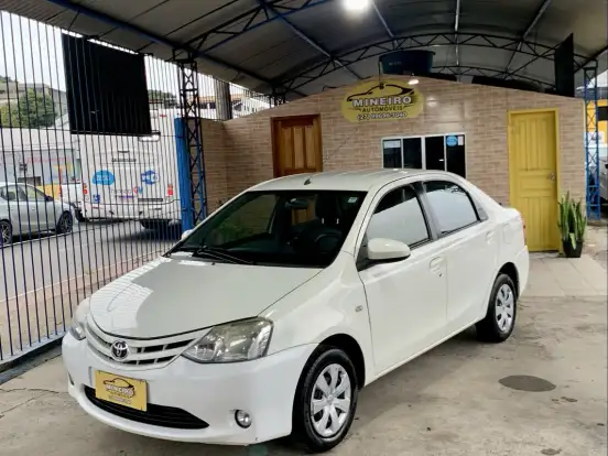 TOYOTA-ETIOS-1.5 XS SEDAN 16V FLEX 4P MANUAL TOYOTA-ETIOS-2016