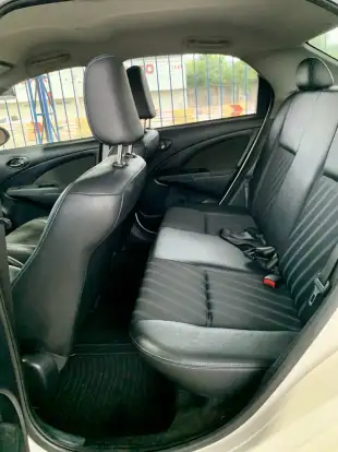 TOYOTA-ETIOS-2016
