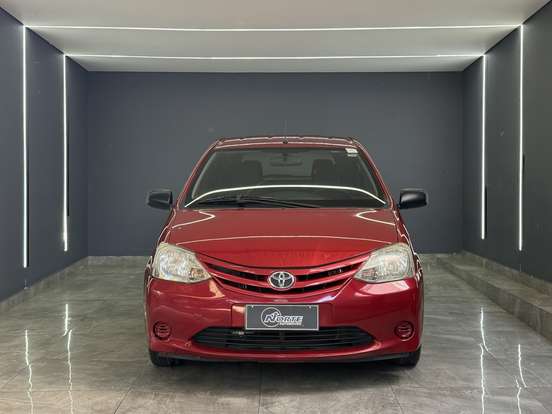 TOYOTA-ETIOS-2013