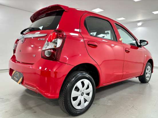 TOYOTA-ETIOS-1.3 X 16V FLEX 4P MANUAL TOYOTA-ETIOS-2019