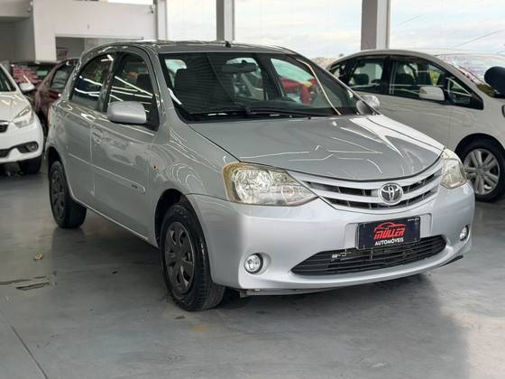 TOYOTA ETIOS 1.3 XS 16V FLEX 4P MANUAL