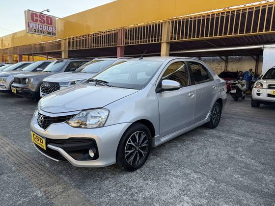 TOYOTA ETIOS 1.5 PLATINUM SEDAN 16V FLEX 4P AUTOMÁTICO