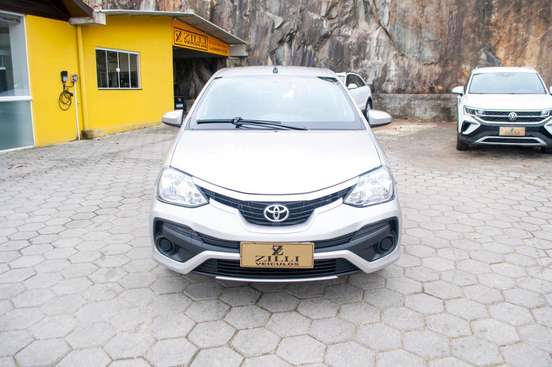 TOYOTA-ETIOS-1.5 READY 16V FLEX 4P AUTOMÁTICO TOYOTA-ETIOS-2016