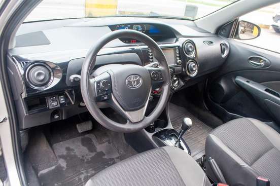 TOYOTA-ETIOS-2016