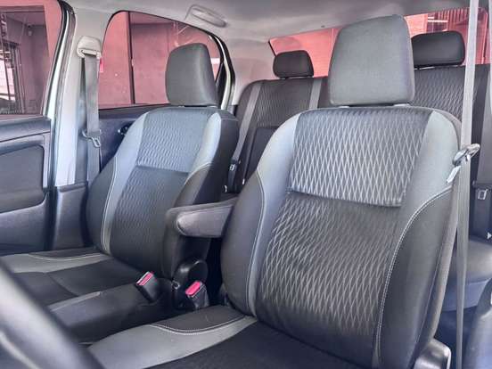 TOYOTA-ETIOS-1.5 X PLUS SEDAN 16V FLEX 4P AUTOMÁTICO TOYOTA-ETIOS-2019