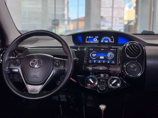 TOYOTA-ETIOS-2019