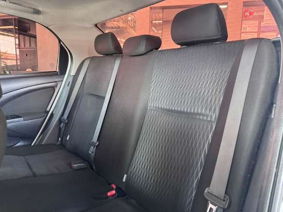 TOYOTA-ETIOS-1.5 X PLUS SEDAN 16V FLEX 4P AUTOMÁTICO TOYOTA-ETIOS-2019