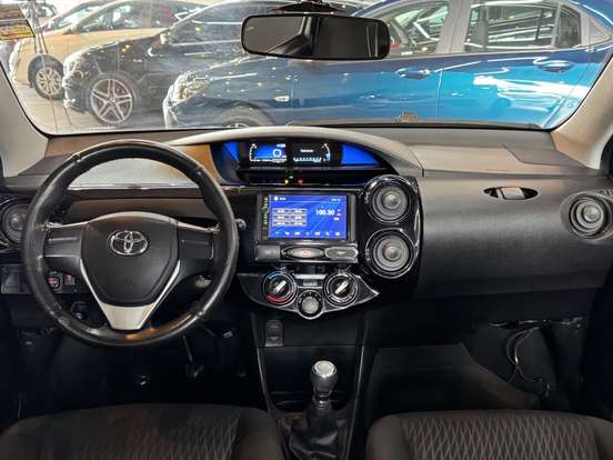 TOYOTA-ETIOS-1.5 X PLUS SEDAN 16V FLEX 4P MANUAL TOYOTA-ETIOS-2020