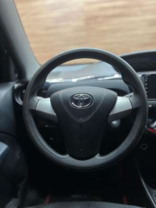 TOYOTA-ETIOS-2014