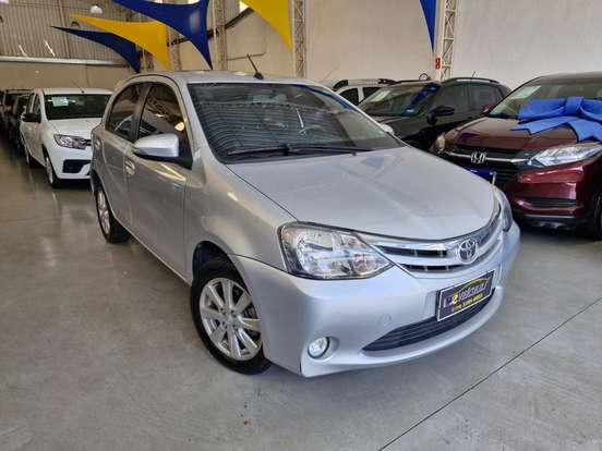 TOYOTA-ETIOS-1.5 XLS 16V FLEX 4P AUTOMÁTICO TOYOTA-ETIOS-2016