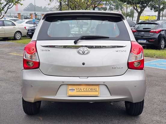 TOYOTA-ETIOS-1.5 XLS 16V FLEX 4P AUTOMÁTICO TOYOTA-ETIOS-2016